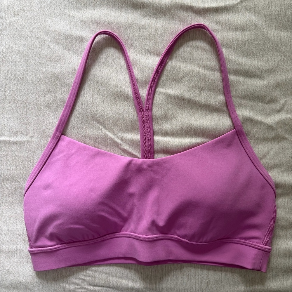 Lululemon flow y bra. barely worn size 4